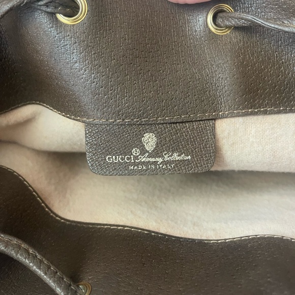 Authentic Gucci vintage web sherry line drawstring bag 41.02.085 (D09) - Picture 15 of 16